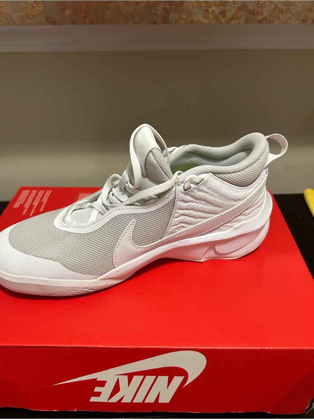 Nike Women’s Light Gray and White Athletic Sneakers